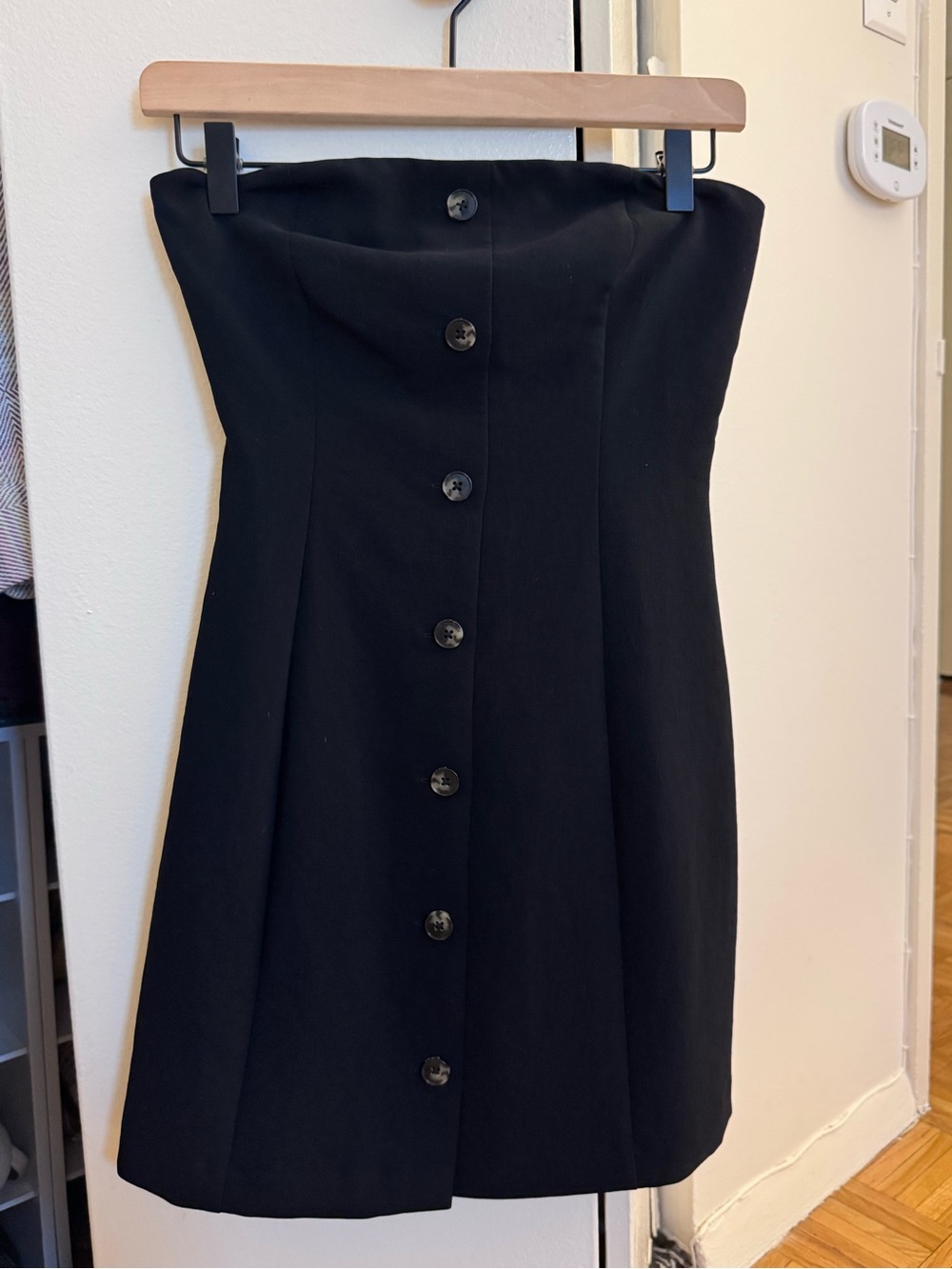 Aritzia-Wilfred Strapless Button-Front Black Dress